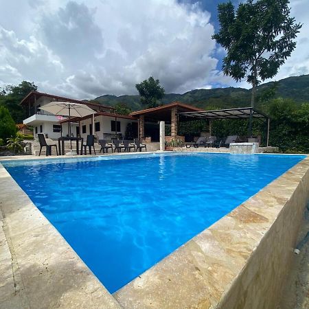 Finca Villa Andrea 1H20Min Desde Medellin Niquia Santa Rosa de Osos 외부 사진