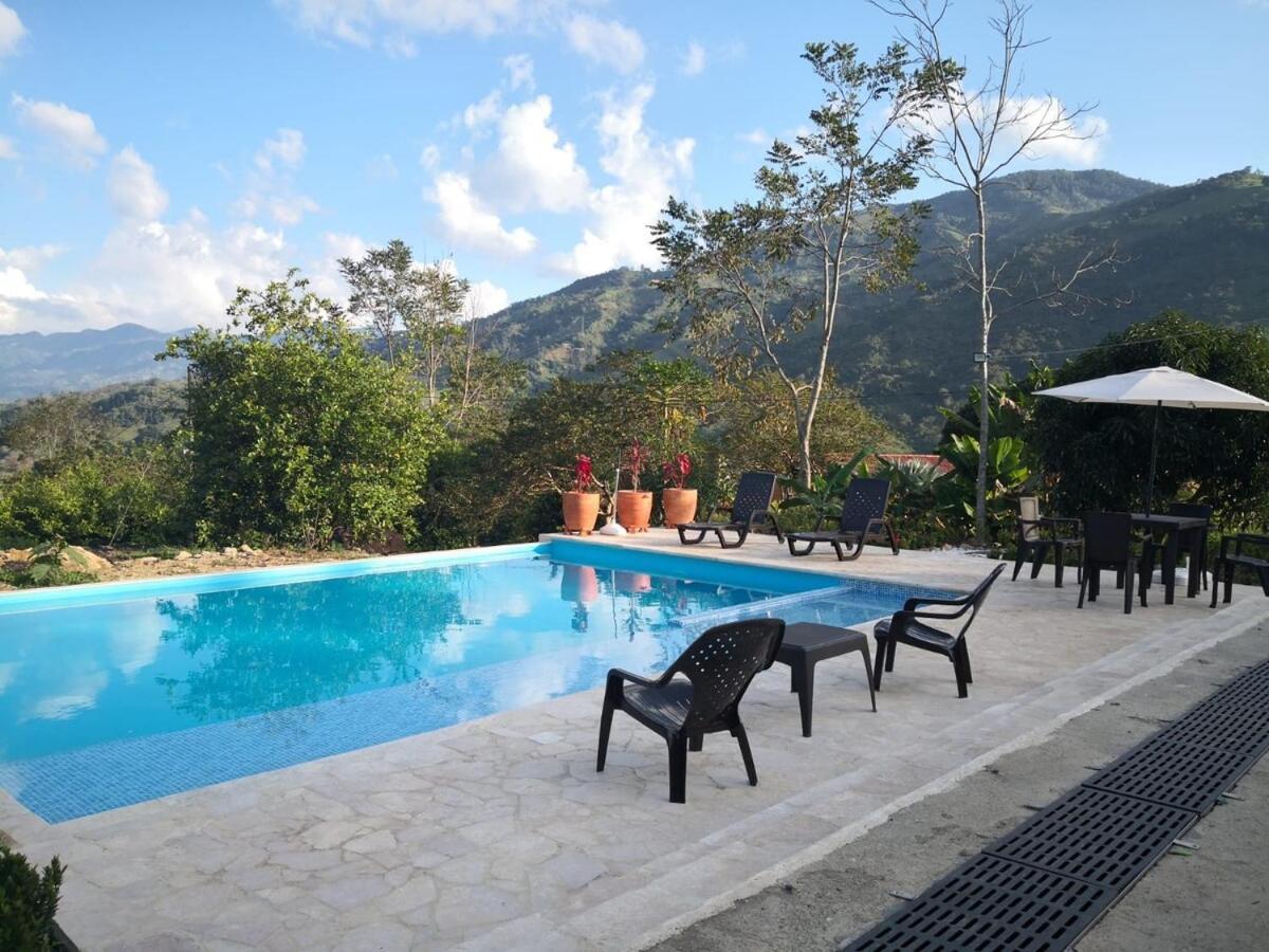 Finca Villa Andrea 1H20Min Desde Medellin Niquia Santa Rosa de Osos 외부 사진