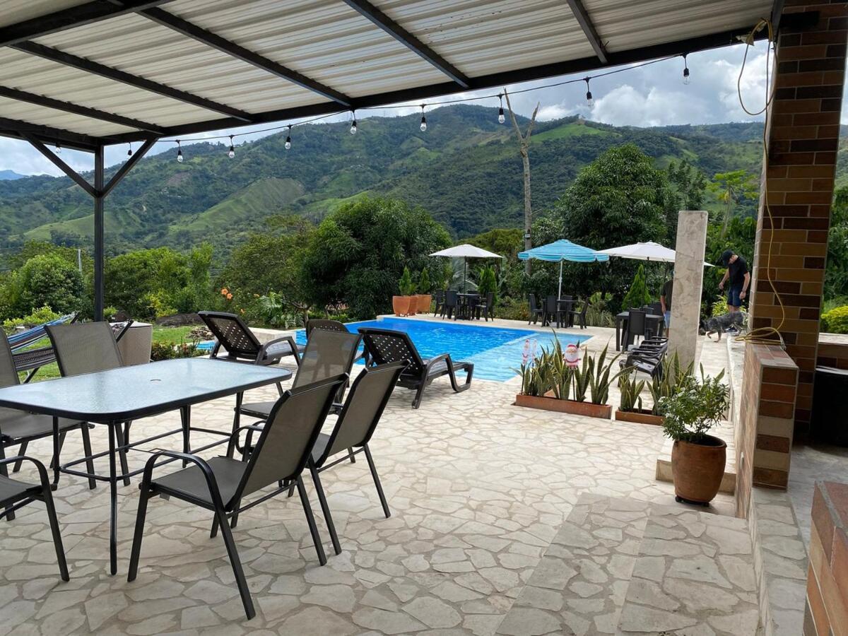 Finca Villa Andrea 1H20Min Desde Medellin Niquia Santa Rosa de Osos 외부 사진