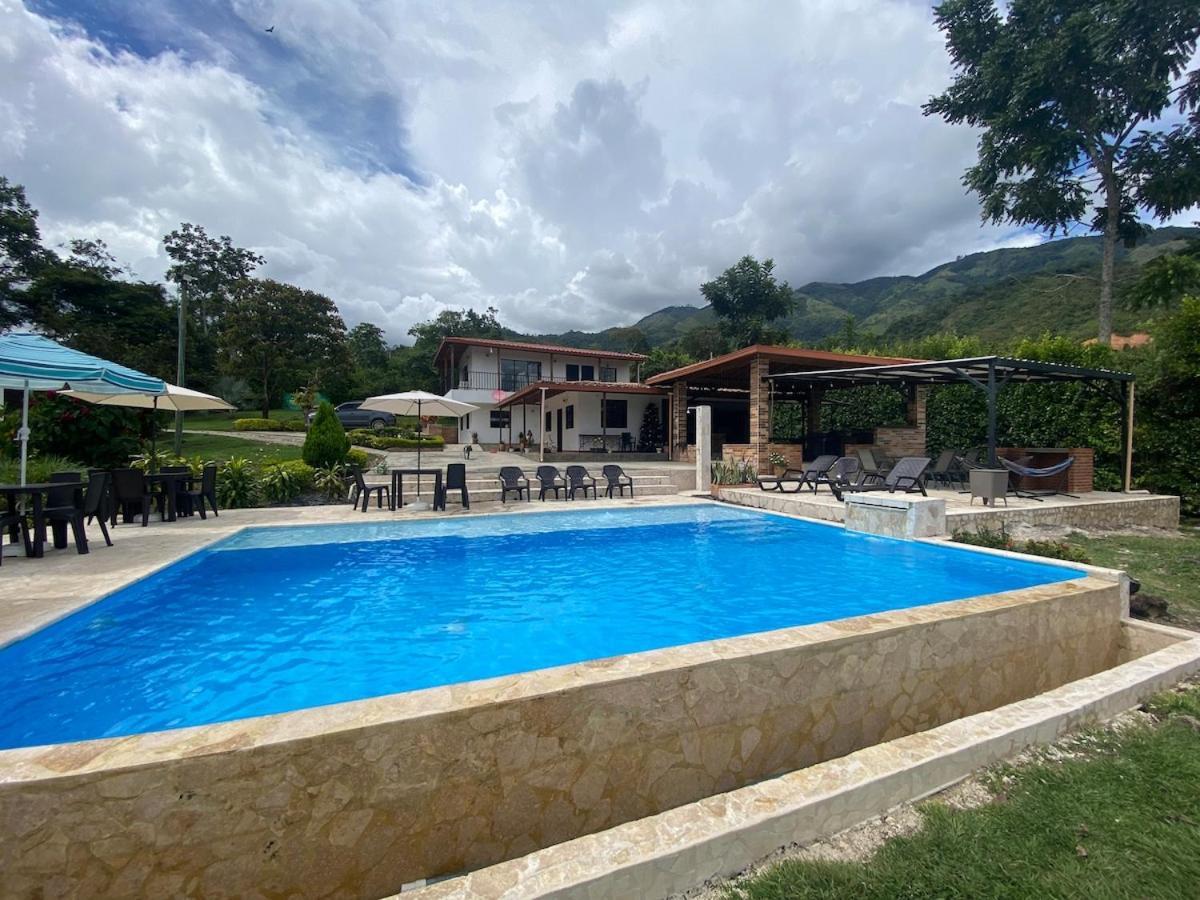 Finca Villa Andrea 1H20Min Desde Medellin Niquia Santa Rosa de Osos 외부 사진